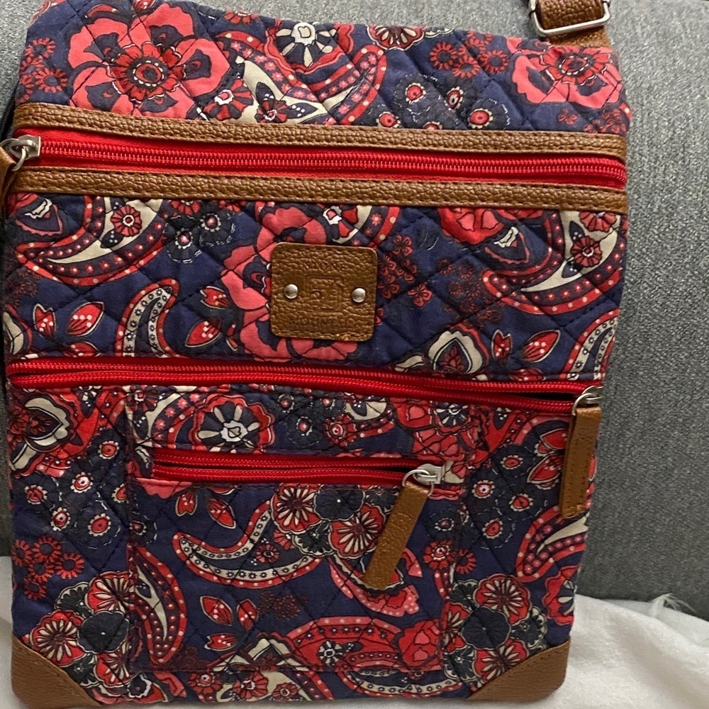 Stone Mountain Floral Quilted Crossbody Bag